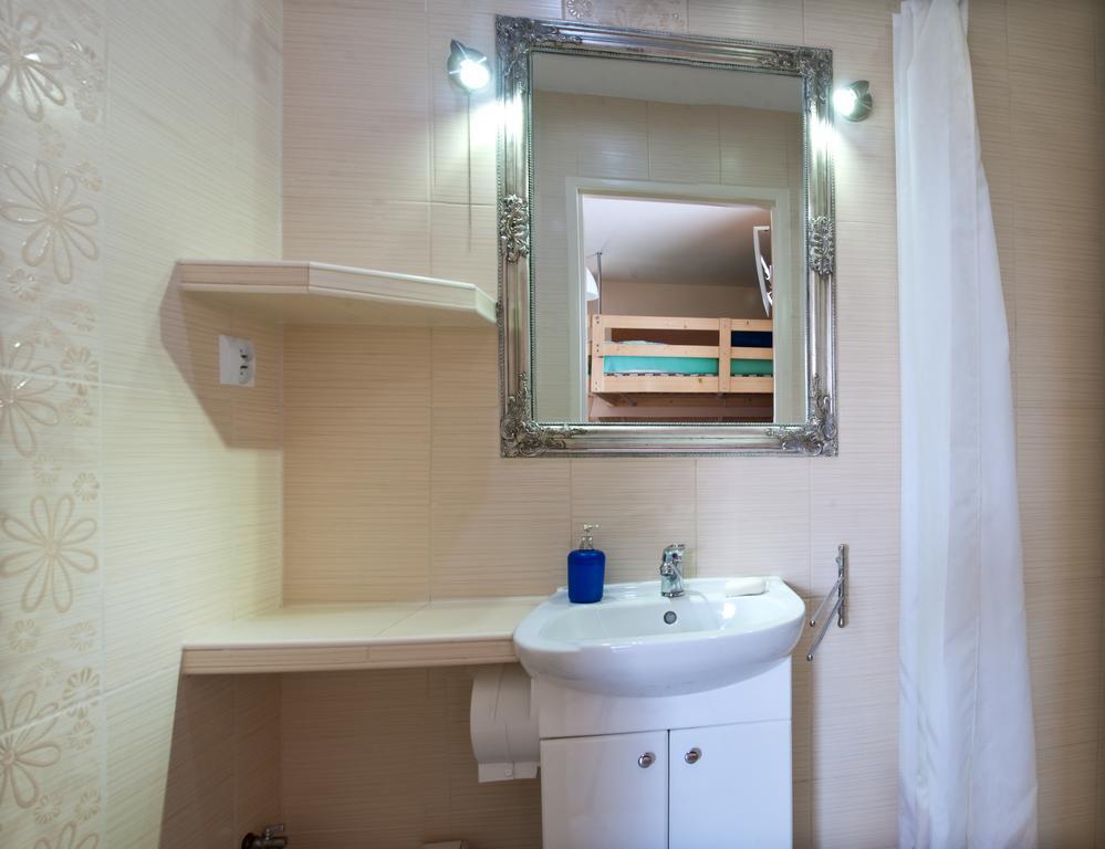 Guest House Wanda Валбжих Стая снимка